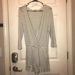🔴🔴Striped Romper🌟